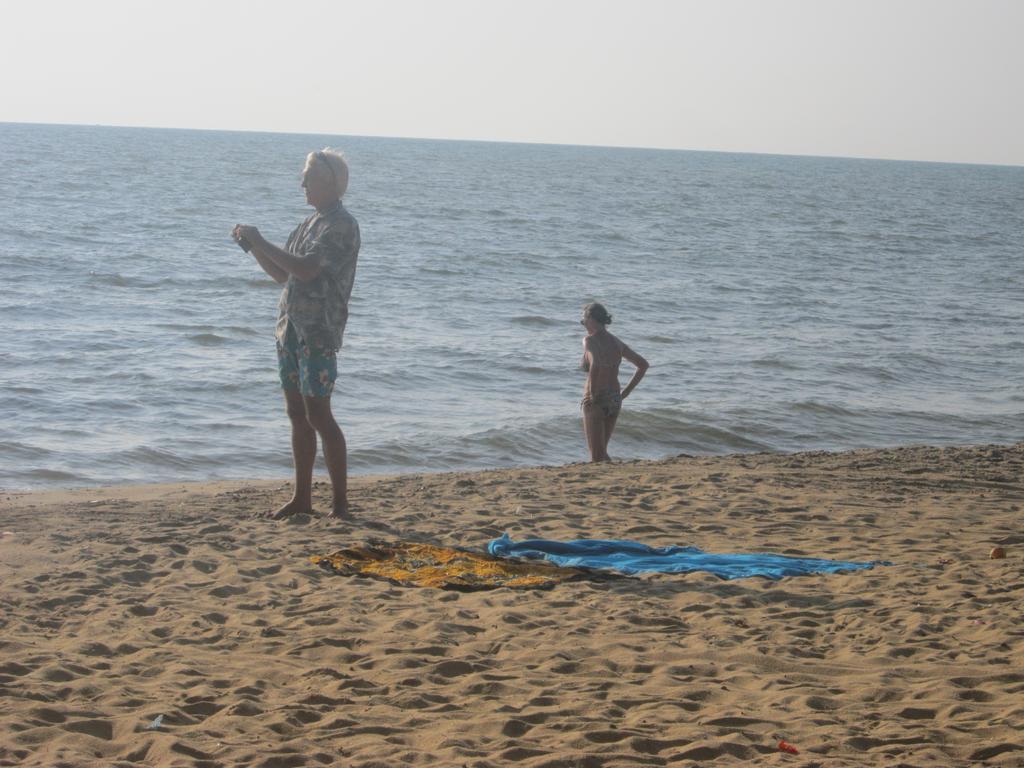 Anicia Beach House Negombo Dış mekan fotoğraf