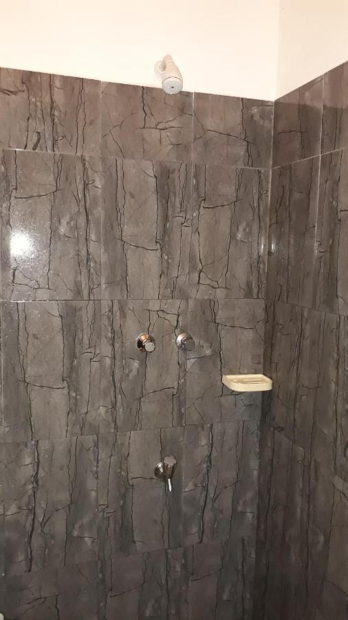 Anicia Beach House Negombo Dış mekan fotoğraf